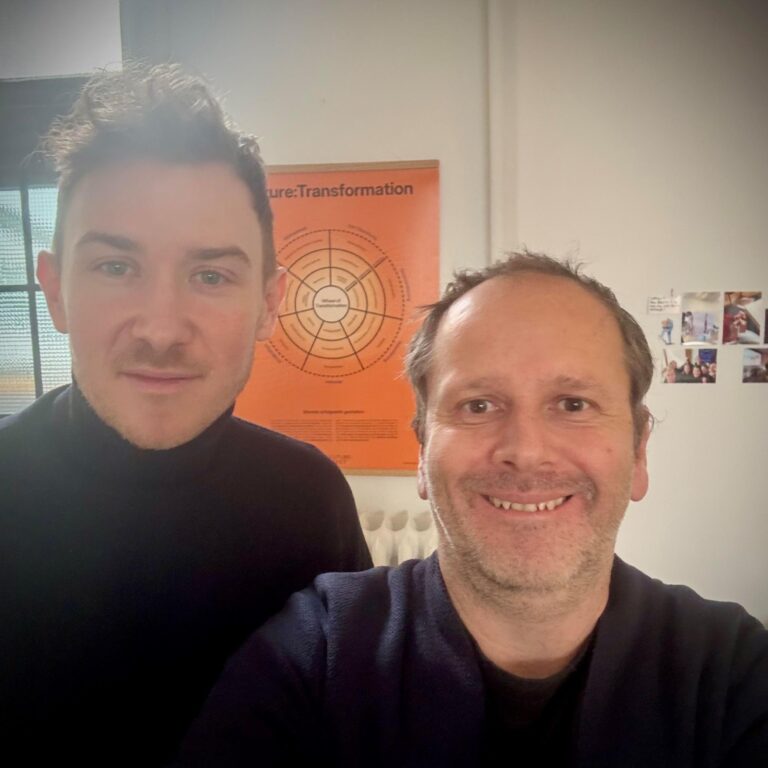 Hoffnung statt Ragebait: Tristan Horx über das Ende der linearen Gesellschaft